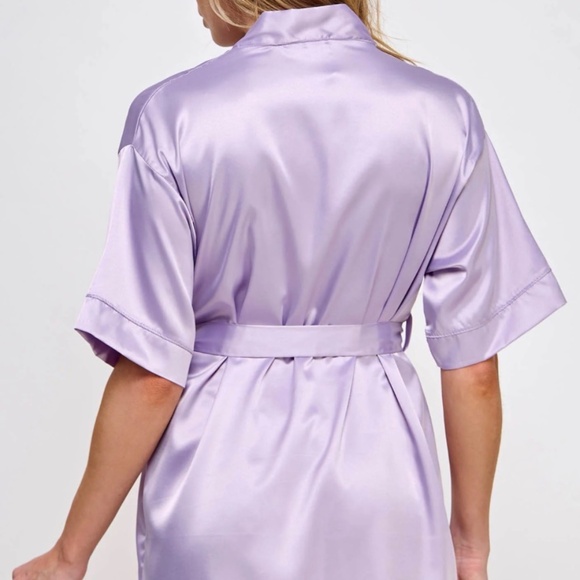 Getting Ready Robe - Picture 2 of 2